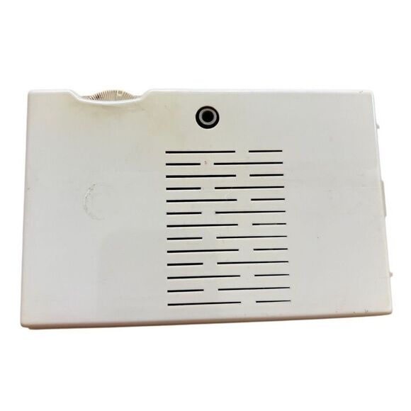 General Electric GE 8 Transistor Vintage AM Radio *Works* - Picture 5 of 12